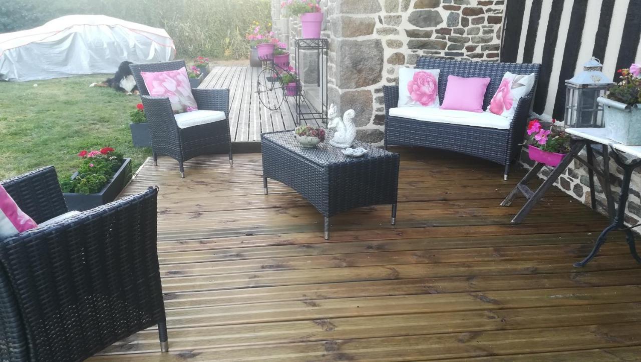 La Gerbaudiere Chambres&Table D Hotes Proche Mont Saint Michel Cuisine Maison Notre-Dame-du-Touchet ภายนอก รูปภาพ