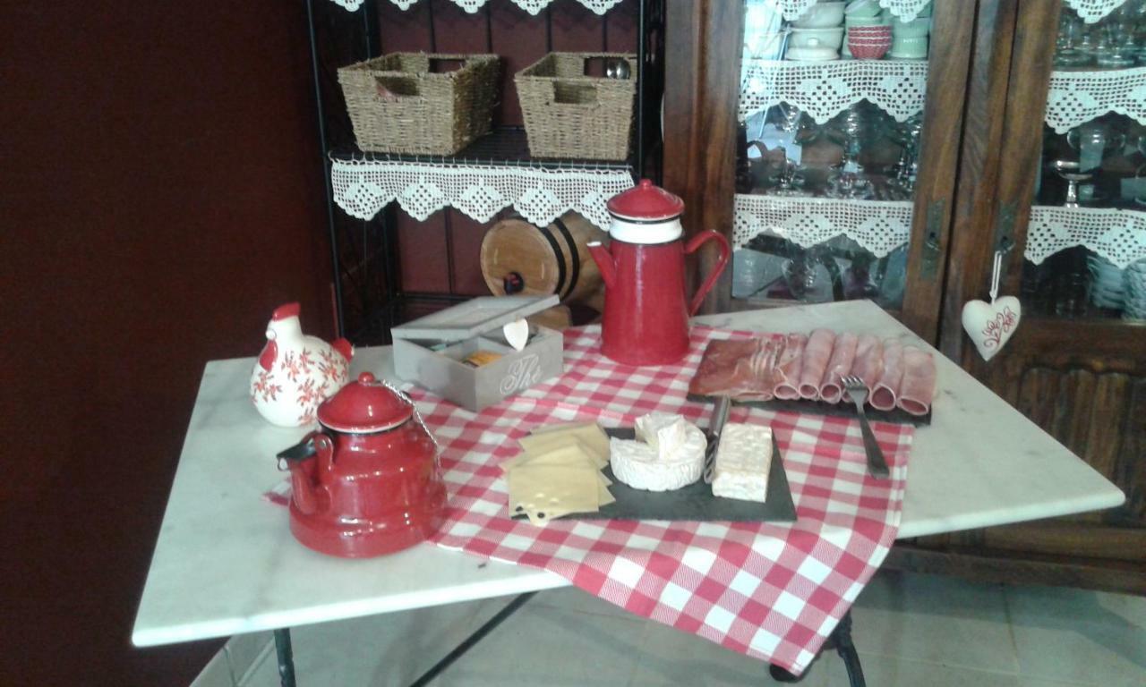 La Gerbaudiere Chambres&Table D Hotes Proche Mont Saint Michel Cuisine Maison Notre-Dame-du-Touchet ภายนอก รูปภาพ